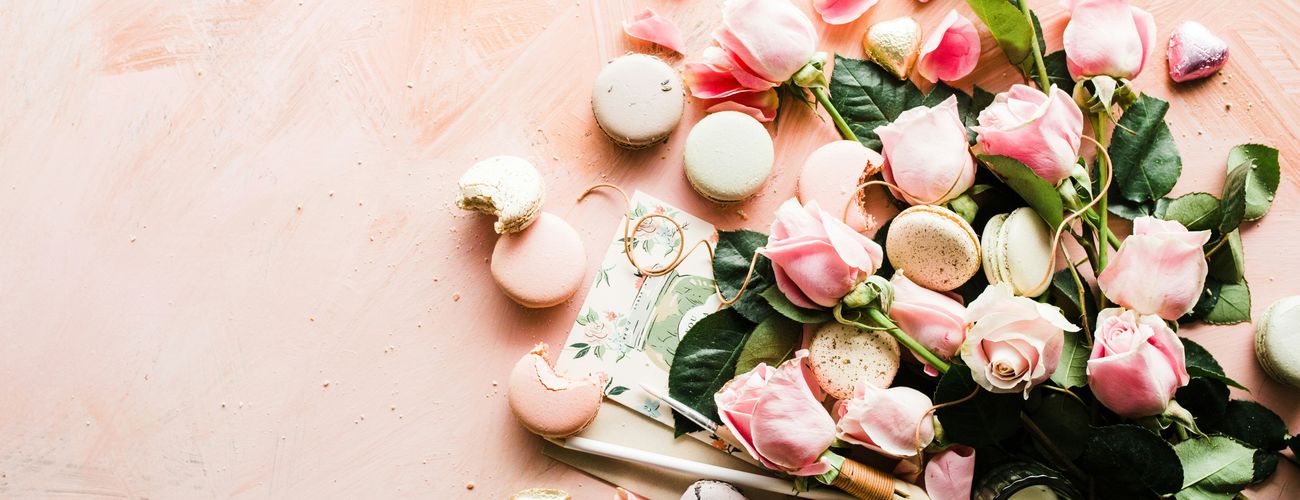 Roses and Macarons Valentines Header Photo